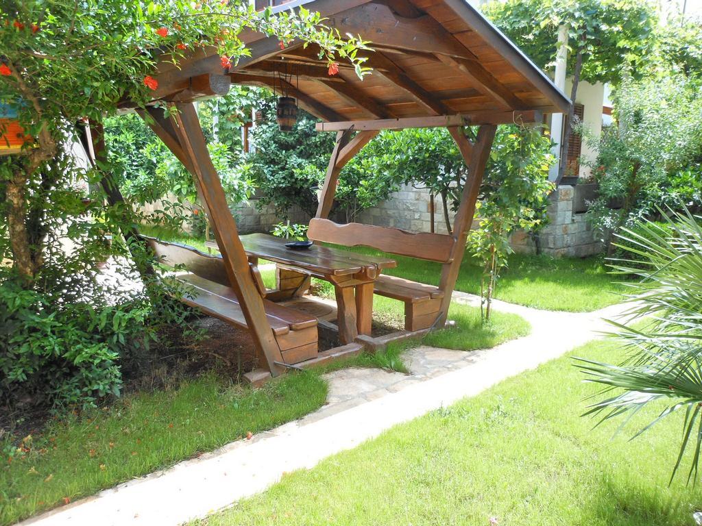 Apartments Maris Petrovac Szoba fotó